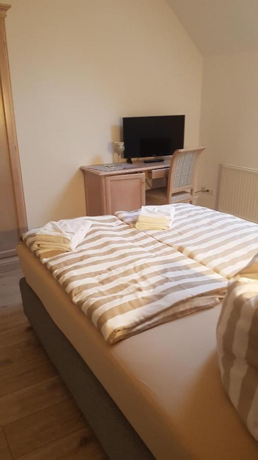 Appartamento Haus "Beuth" Bad Elster Esterno foto